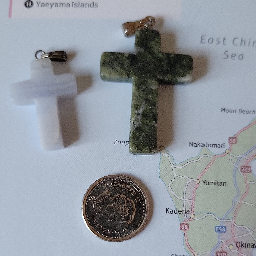 ✝️Pre-Loved Blue Lace Agate And Moss Agate Gemstone Cross Pendants (Set Of 2)